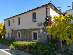 Front of property - La Posada de Grimaldo (Canaveral)