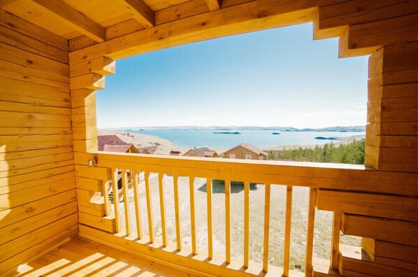 Habitación superior con 1 cama matrimonial o 2 individuales | Vista desde la habitación