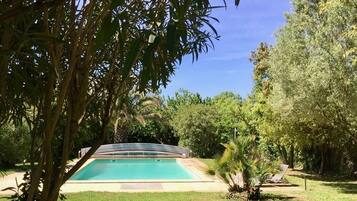 Seasonal outdoor pool