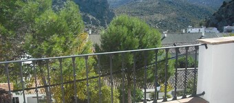 Apartamentos Sierra del Hacho