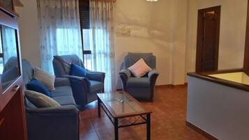 Penthouse, 2 Bedrooms, Terrace | Living area | TV