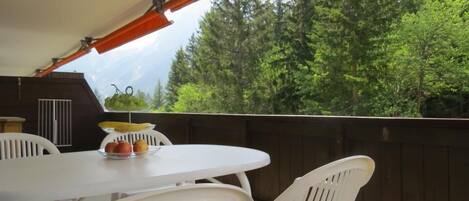 Apartment, 1 Bedroom (Cleaning fee 100CHF) | Balkoni