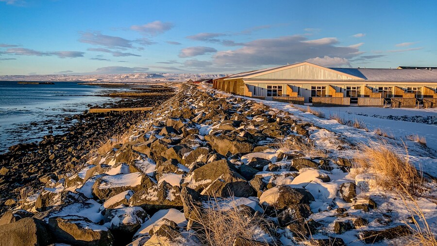 Bakki Hostel and Apartments