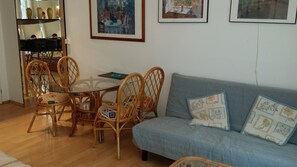 Living area - Holiday Apartments Karlovy Vary (Karlovy Vary)