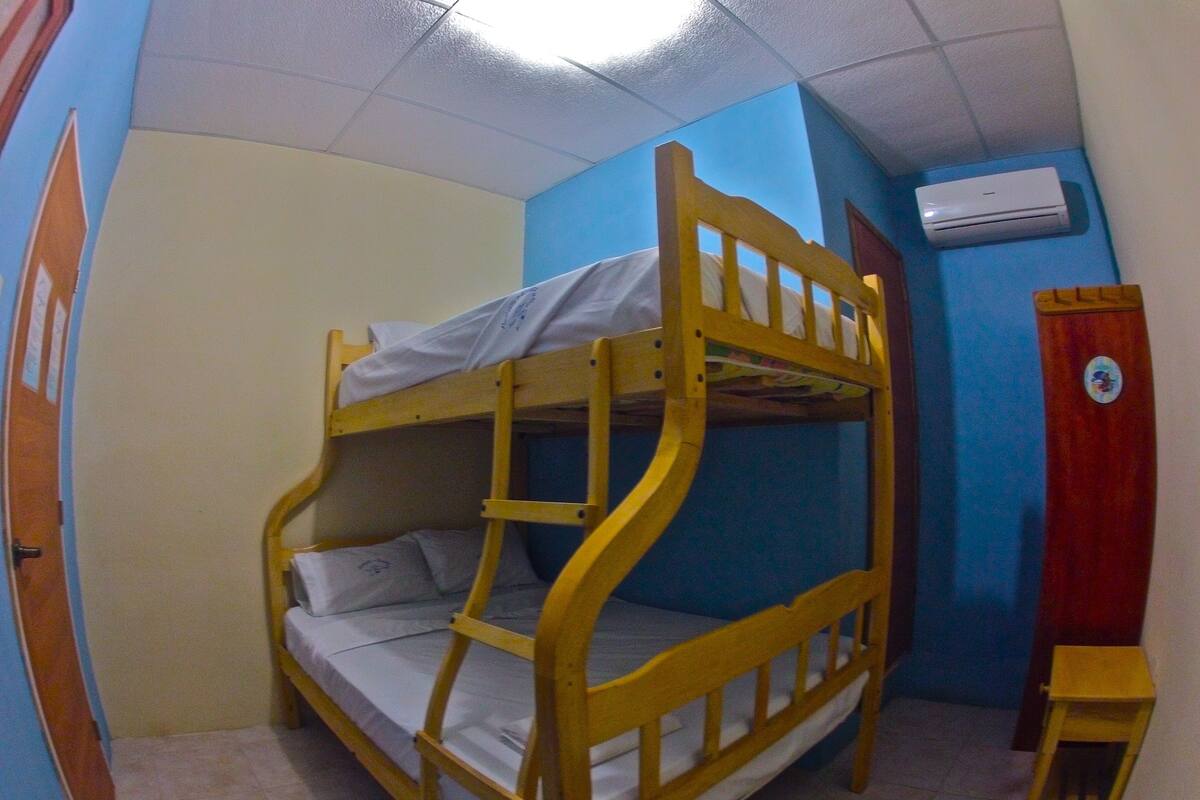 In-room safe, free WiFi