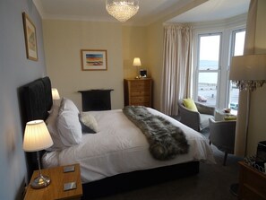 Superior kamer, 1 twee- of 2 eenpersoonsbedden, en-suite badkamer, uitzicht op zee (Second Floor) | 1 slaapkamer, wifi