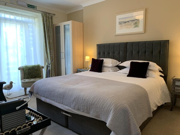 Standard Double or Twin Room, Ensuite (Second Floor)
