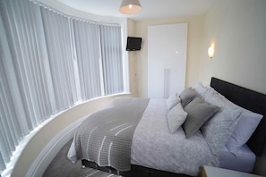 Apartment, 3 Bedrooms (Apartment 5)