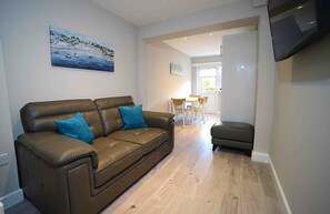 防音設備、アイロン / アイロン台、WiFi (無料)、ベッドシーツ