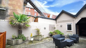 Apartment, 2 Bedrooms (Apartment 4) | Soundproofing, iron/ironing board, free WiFi, bed sheets
