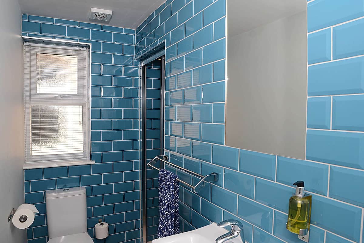 Apartment, 1 Bedroom (Apartment 7) | Soundproofing, iron/ironing board, WiFi (free), bed sheets