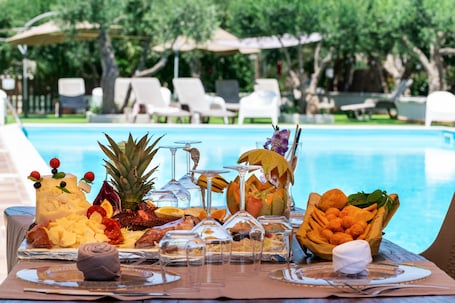 Restaurant. Hotel Achibea