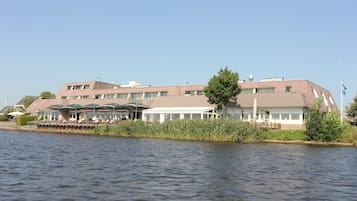 Sundeck