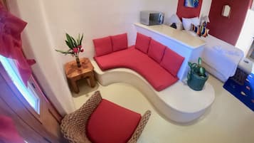 Studio Apartment | Bettwäsche aus ägyptischer Baumwolle, hochwertige Bettwaren, Zimmersafe