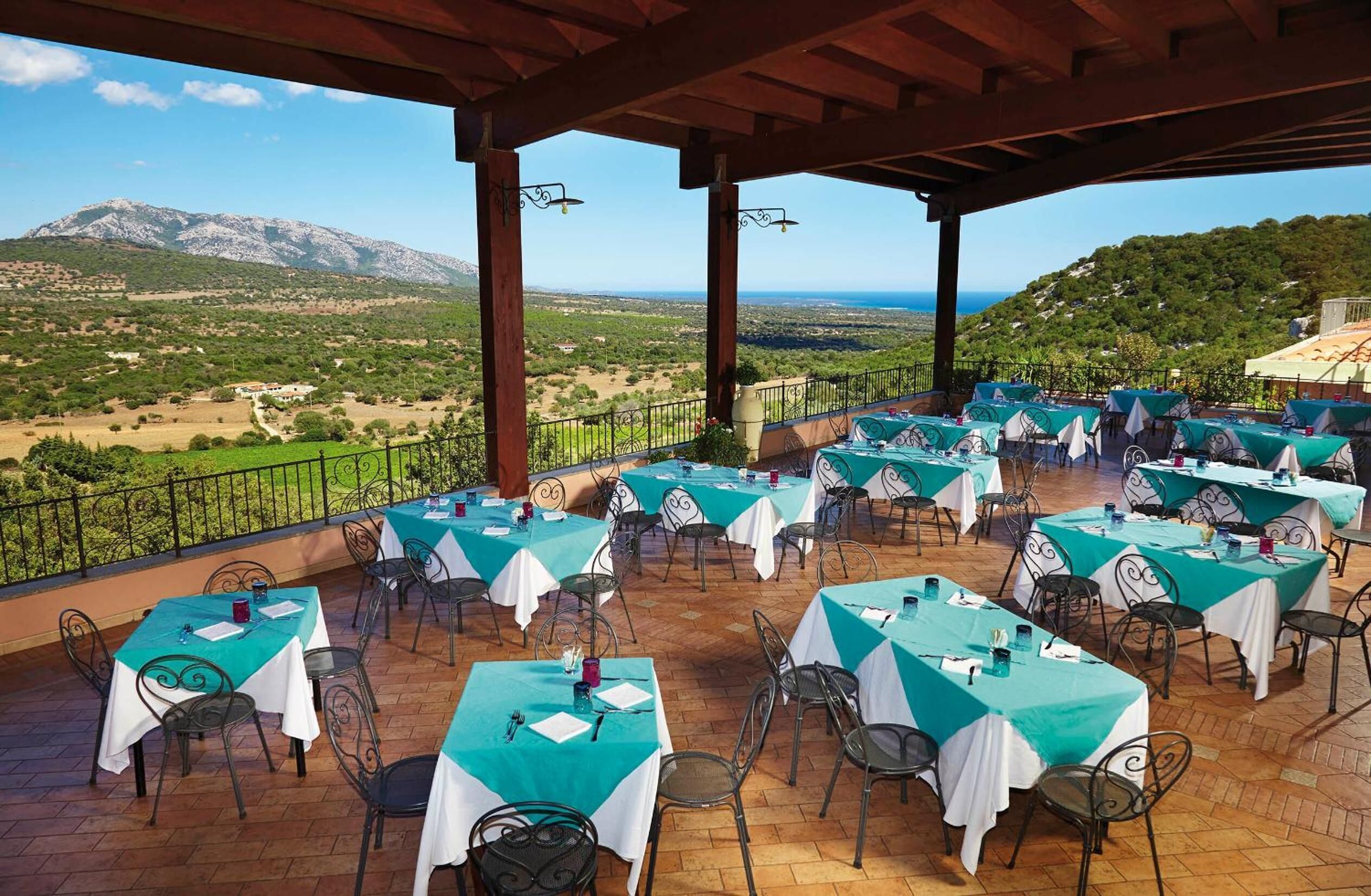 lunch and dinner served, regional cuisine