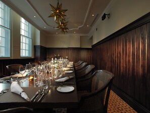 Dining - The Lalit London (London)