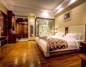 迷你吧、客房內保險箱、熨斗/熨衣板、免費無線上網