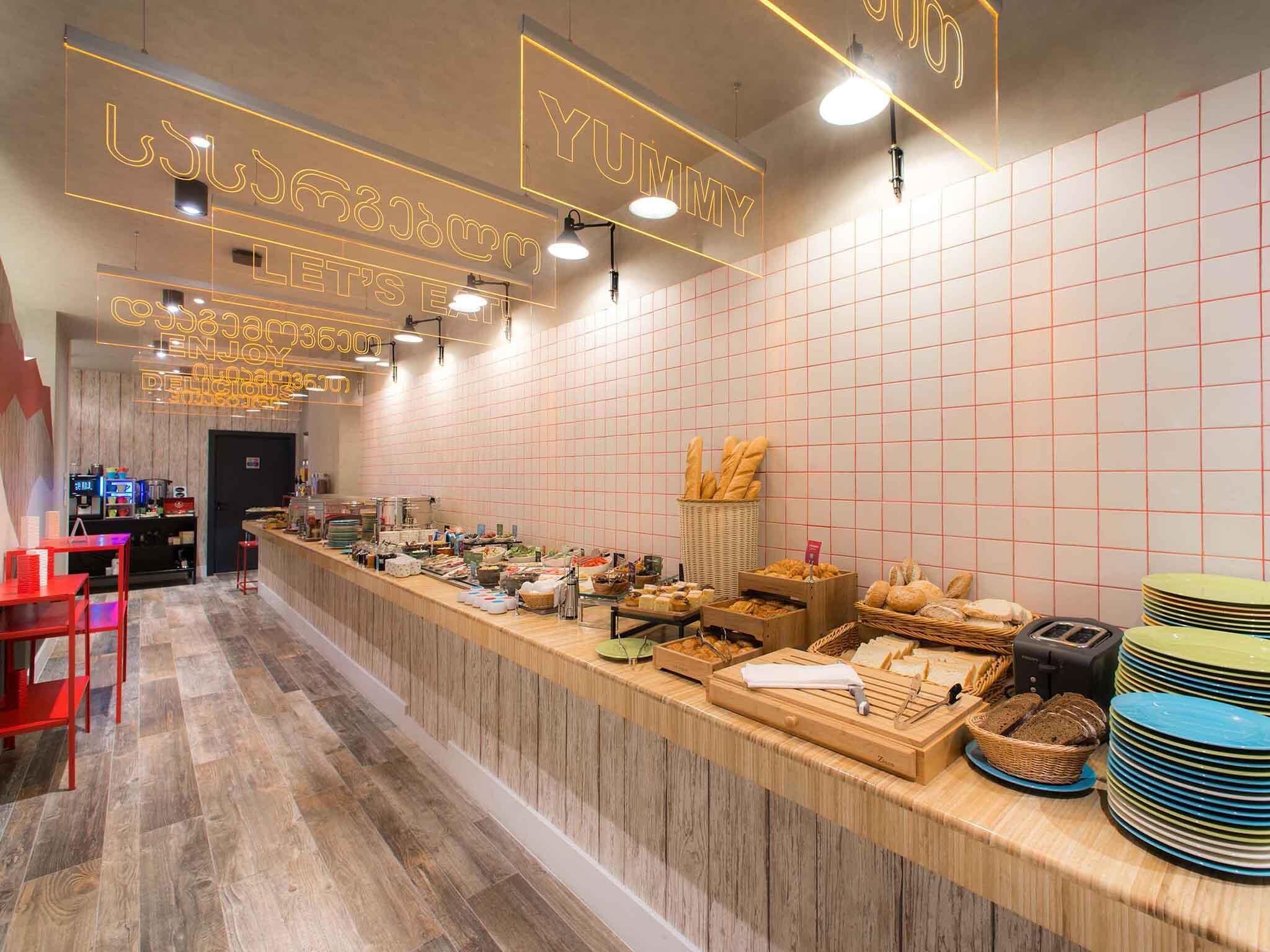 daily buffet breakfast (usd 16.5 per person)