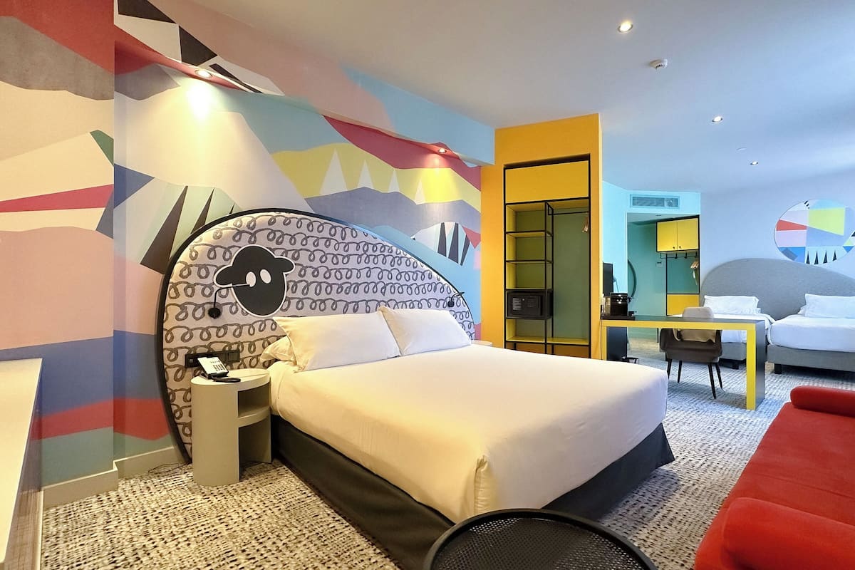 Family Room, 2 Double Beds | 1 bedroom, premium bedding, minibar, in-room safe