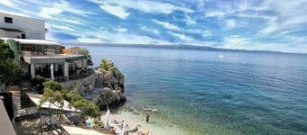 Beach Hotel