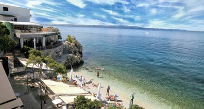 Beach Hotel