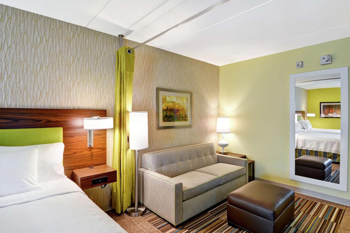 Blackout drapes, iron/ironing board, free WiFi, bed sheets