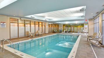 Indoor pool, pool loungers