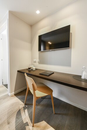 高級雙人房 | 客房設施服務