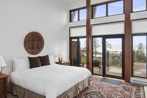 Townhome, 3 Bedrooms, Ocean View, Oceanfront | 3 bedrooms, premium bedding, iron/ironing board, free WiFi - Black Rock Ridge (Ucluelet)