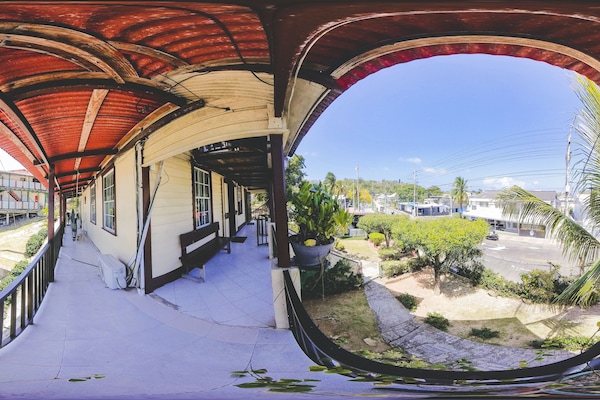 Façana frontal de l'allotjament