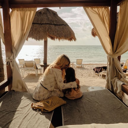 Private beach, white sand, free beach cabanas, sun loungers