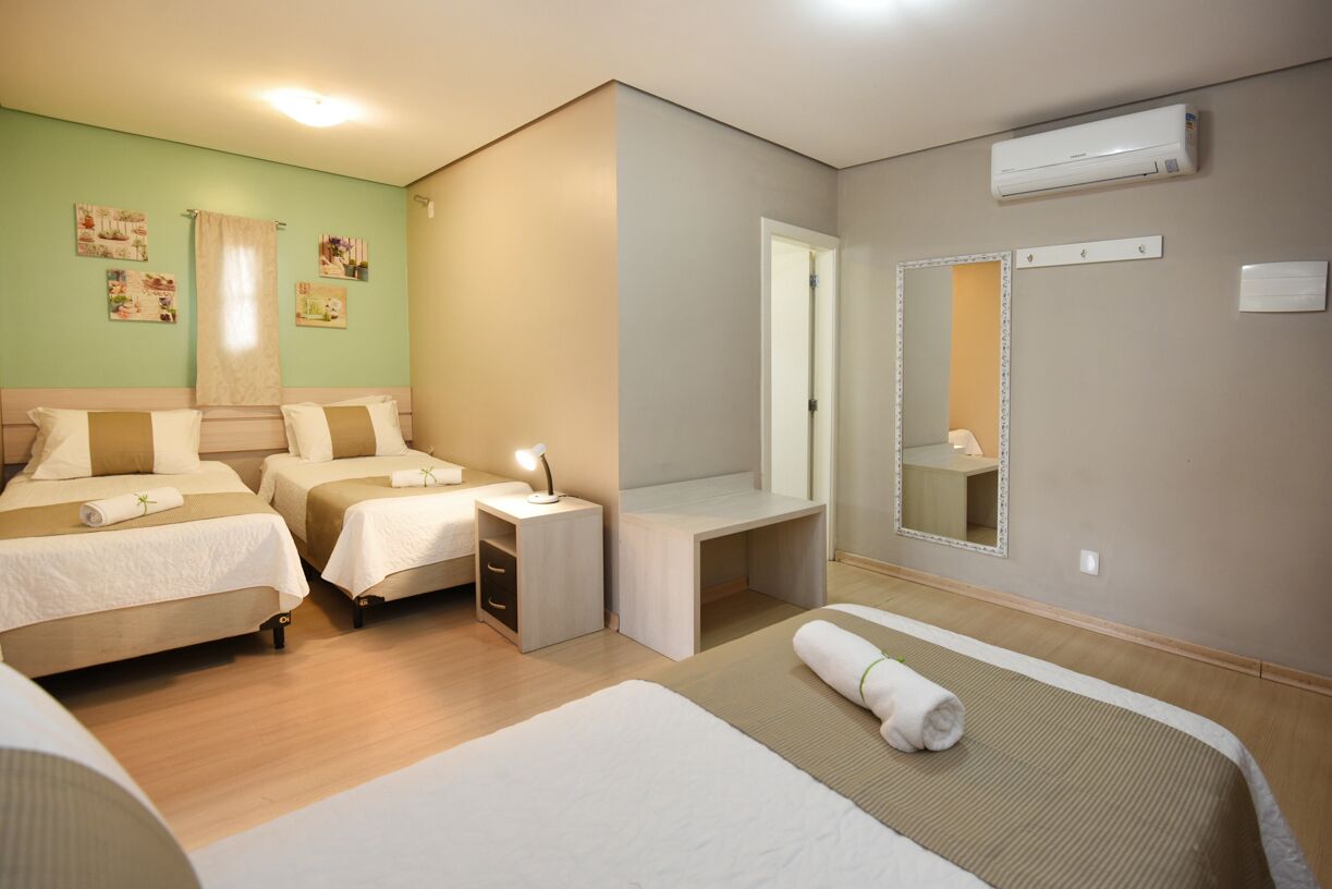 Luxury Family | Frigobar, escrivaninha, cortinas blackout, quartos à prova de som