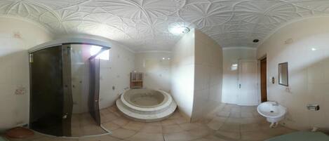 تجهيزات دش، مجففات شعر، مناشف