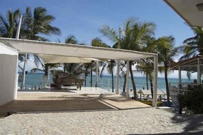 Terrace/patio - Yaque Beach Hotel (Díaz)