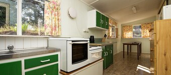 Rainbow Pines Tourist Caravan Park