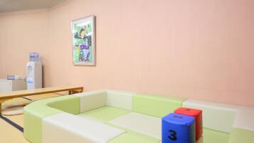 Children’s play area – indoor