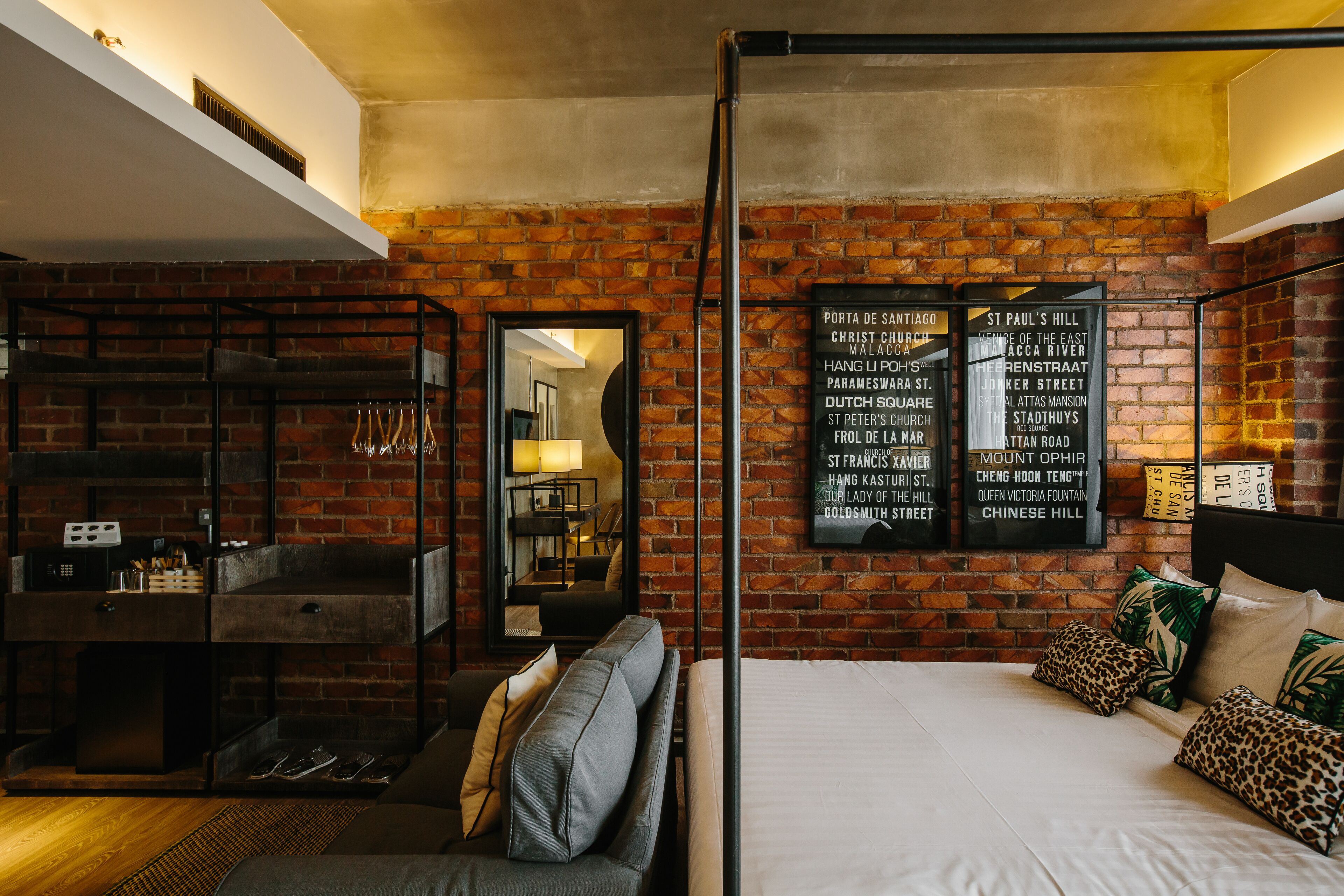 family suite, city view | 1 bedroom, in-room safe, desk, soundproofing