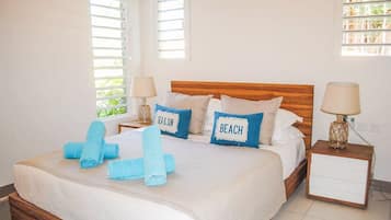 Huoneisto, 3 makuuhuonetta, merinäköala | 3 makuuhuonetta, tallelokero huoneessa, silitysrauta/-lauta