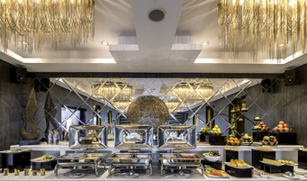 Desayuno buffet todos los días (con cargo)