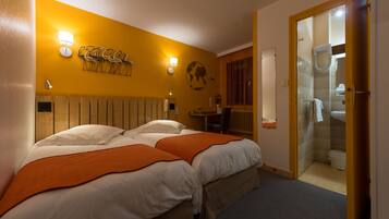 Habitación con 2 camas individuales, varias habitaciones | Ropa de cama de alta calidad y decoración personalizada