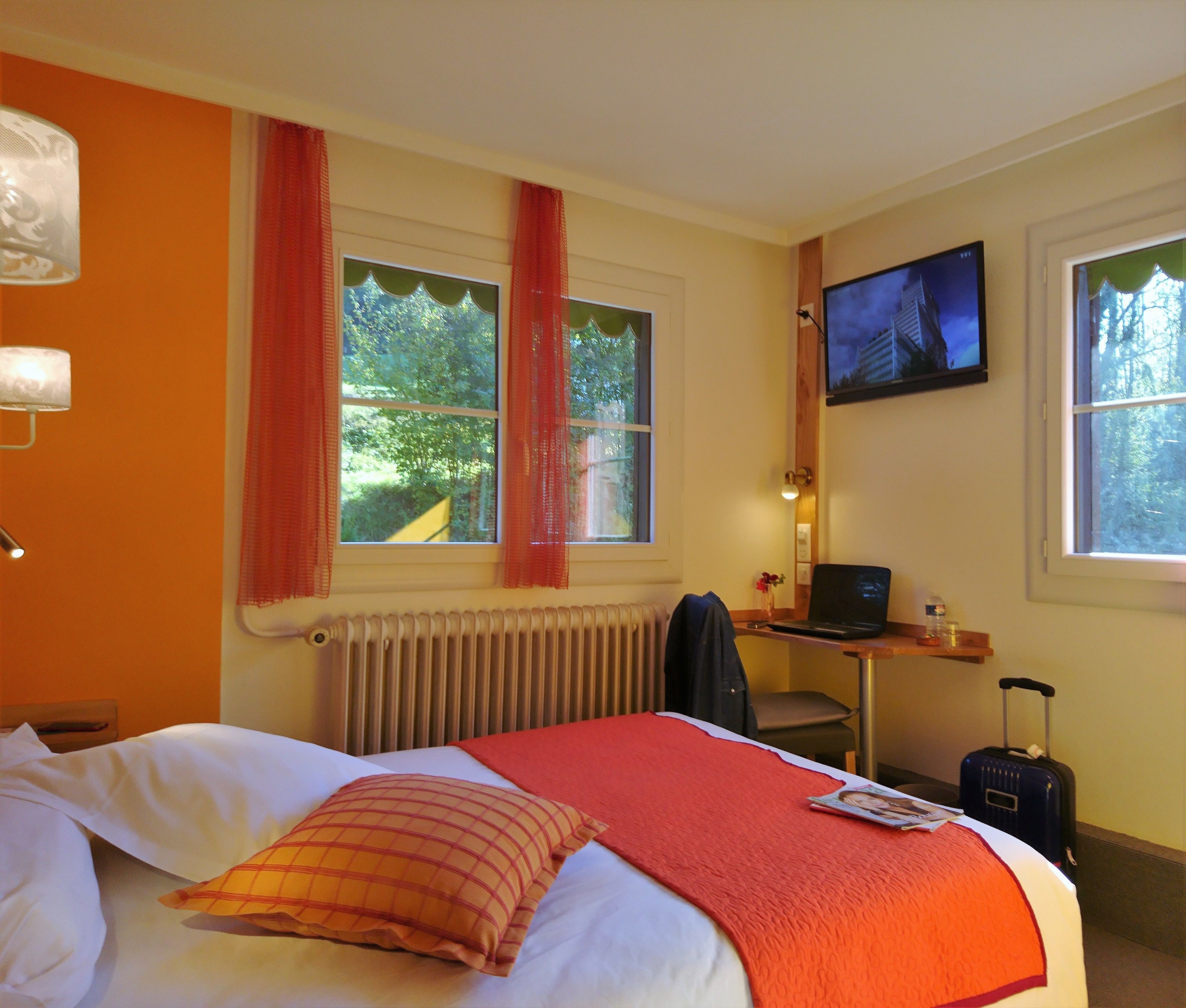 Double Room, Multiple Bedrooms | Premium bedding, individually decorated, individually furnished, desk