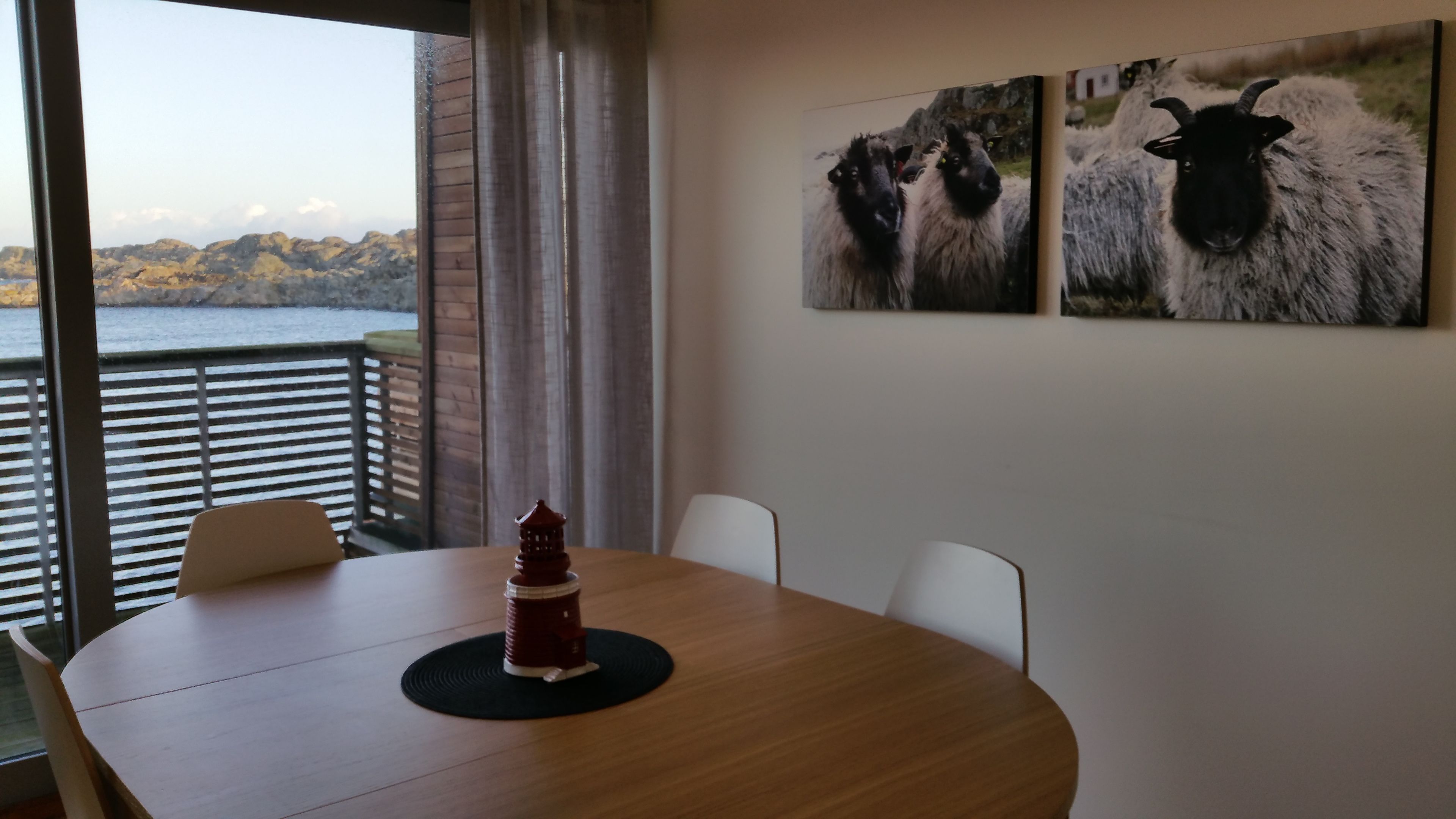 Apartamento, 3 quartos (Bølgen) | Opções para refeição no quarto