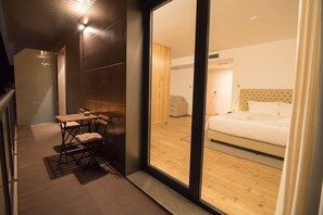 Familien-Suite, 1 Schlafzimmer, Nichtraucher, Klimaanlage | Balkon