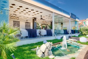 Breakfast, lunch, dinner served; Mediterranean cuisine, beach views 