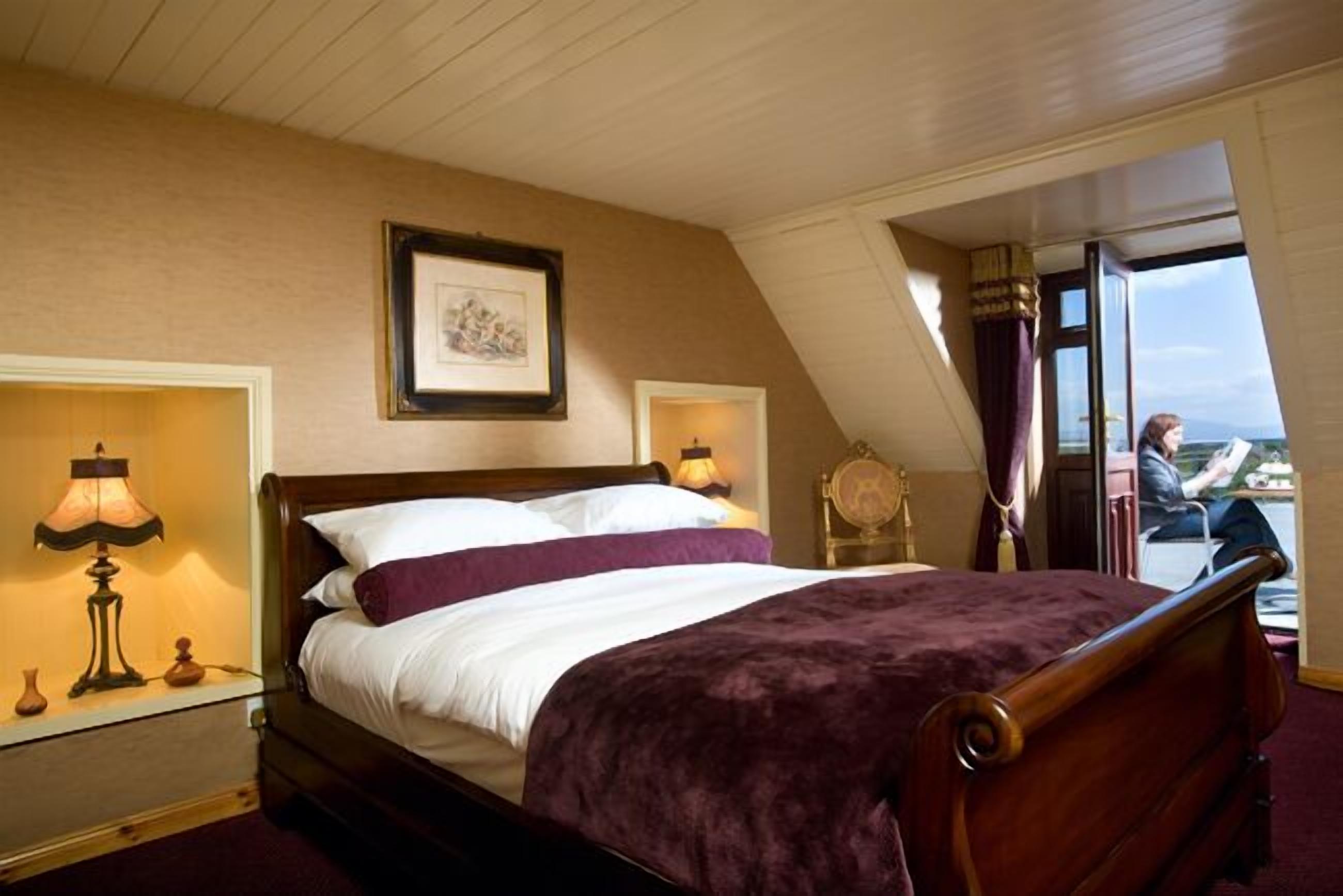 double room | premium bedding, free wifi