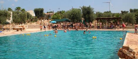 Seasonal outdoor pool