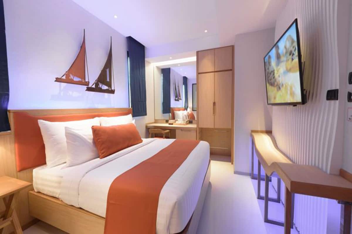 Standard Room | Cofres nos quartos, escrivaninha, Wi-Fi de cortesia