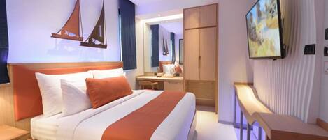 Standard Room | Una cassaforte in camera, una scrivania, Wi-Fi gratuito