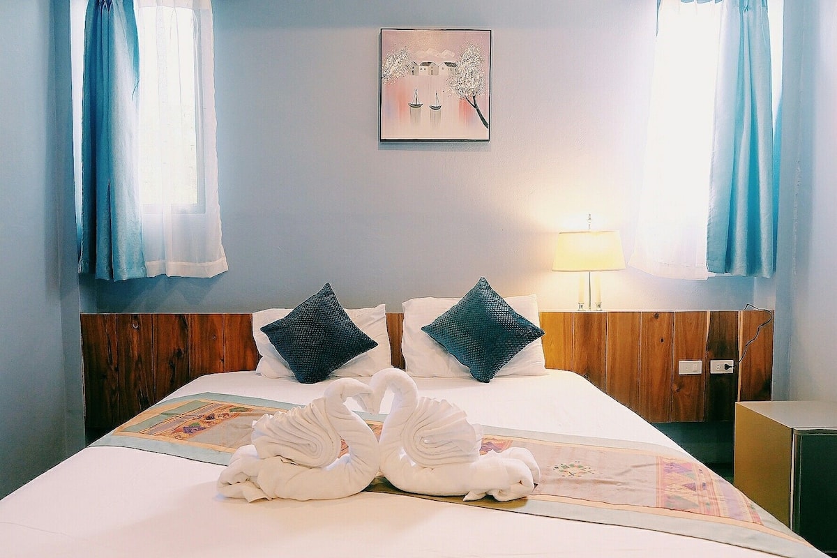 Standard Room | Escrivaninha, camas extras/dobráveis (sobretaxa), Wi-Fi de cortesia