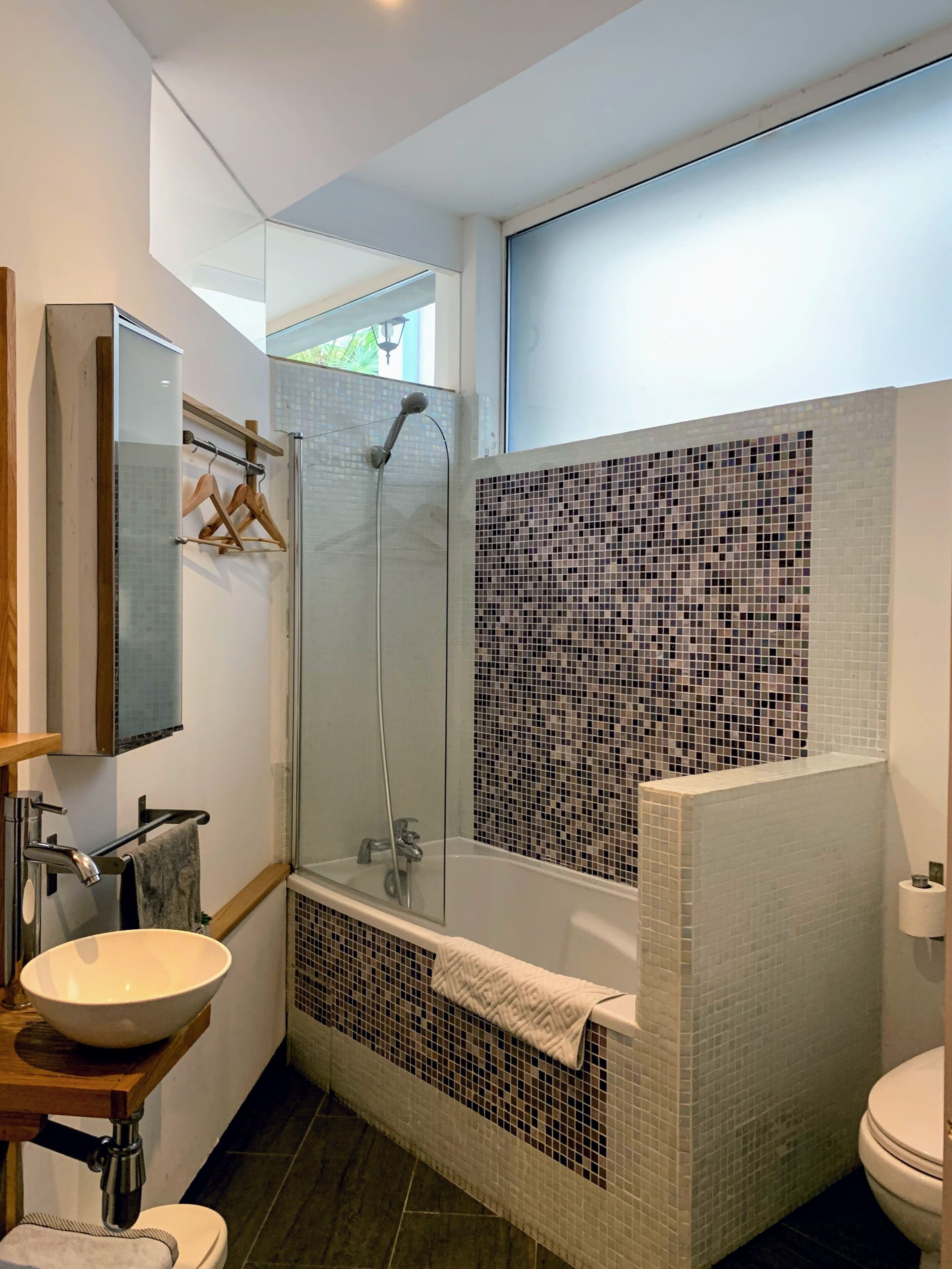 Apartment, Ensuite, Garden View (Guerech' de Bretagne) | Bathroom